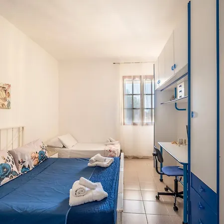 Semesterbostad Blue Infinity Charme *