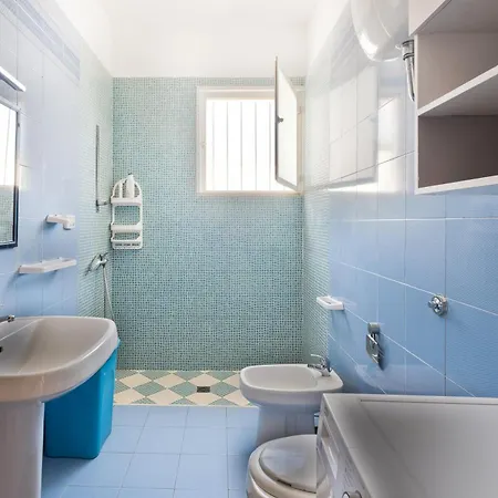 Semesterbostad Blue Infinity Charme Sant Isidoro (Apulia)