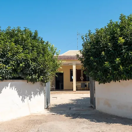 Blue Infinity Charme *