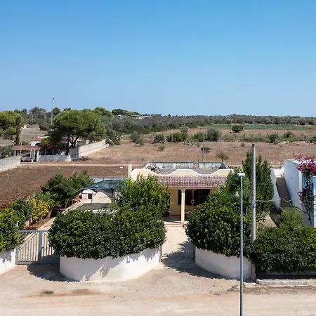 Blue Infinity Charme Semesterbostad Sant Isidoro (Apulia)
